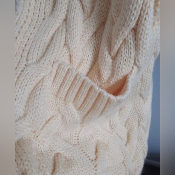 By O La La Yellow Cable Knit Hooded Long Sweater Jacket Cardigan Mohair Blend OS - Picture 5 of 6